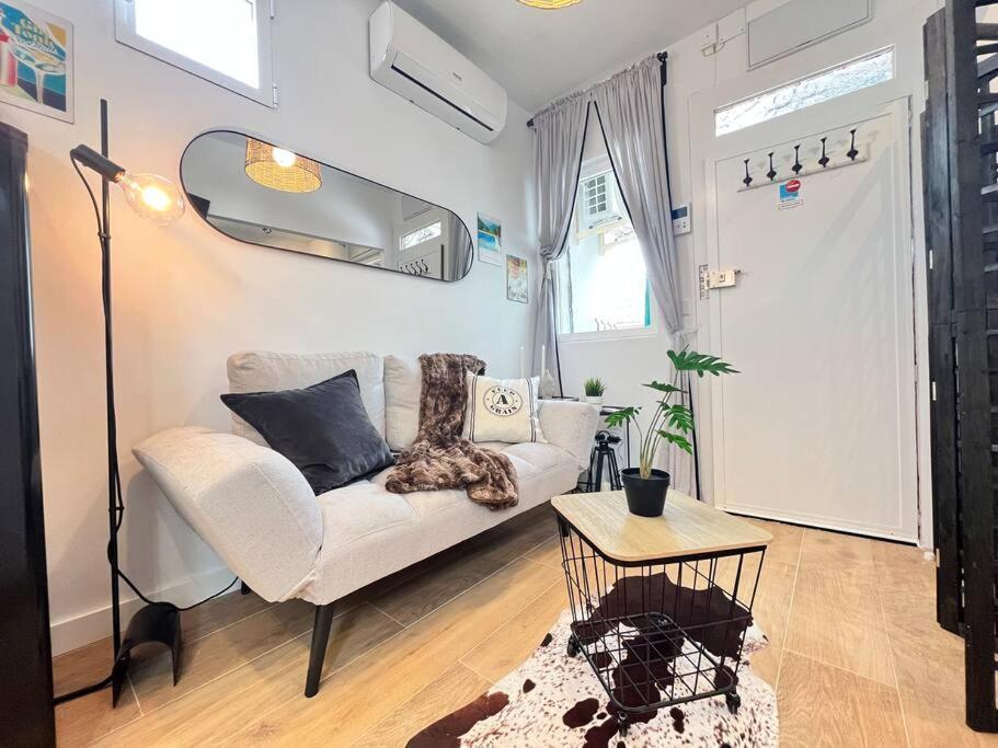 Acogedor Centro Lavapies Madrid Apartment Exterior photo